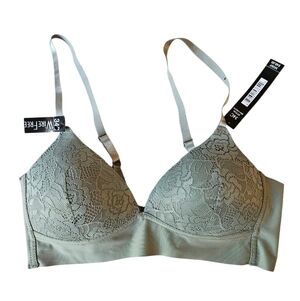 Catherine Malandrino Lace Wire-Free Bra in Light Sage Green NEW Size 34c